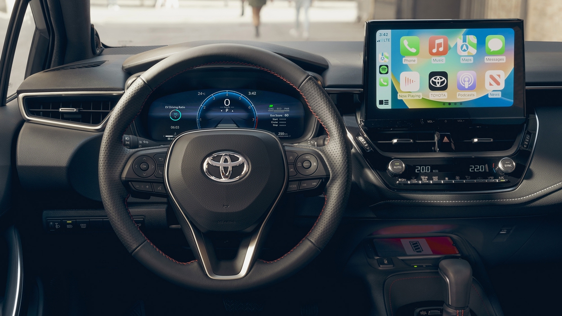 toyota-corolla-touring-sports-interieur-dashboard-stuur-toerenteller-navigatie.jpg
